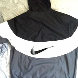 NIKE DRI-FIT SUIT